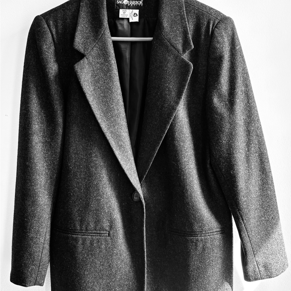 Sag Harbor Women's Black Blazer